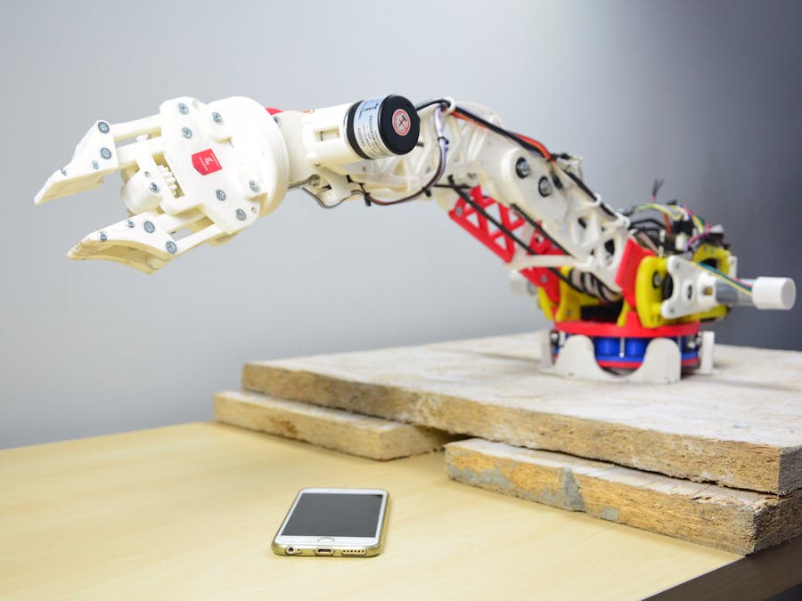 Open Source, Connected Robot Arm