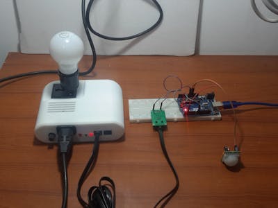 Motion Sensor with Arduino Controlling AC Lamp