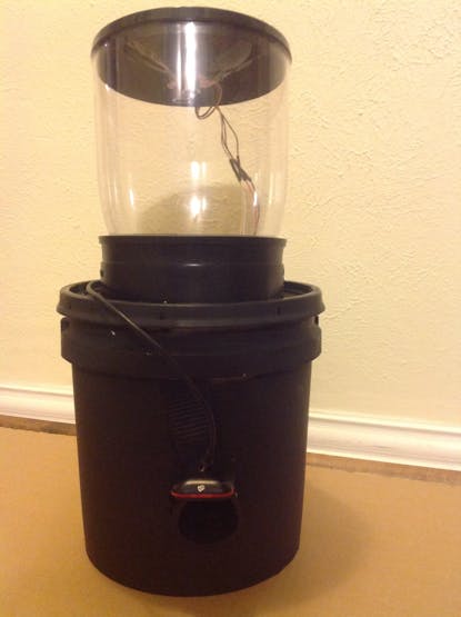 Version 2 - Improved Cat Feeder with better housing