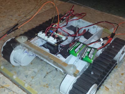 DRY BLE Control RC Rover (Powered by Romeo BLE Quard)