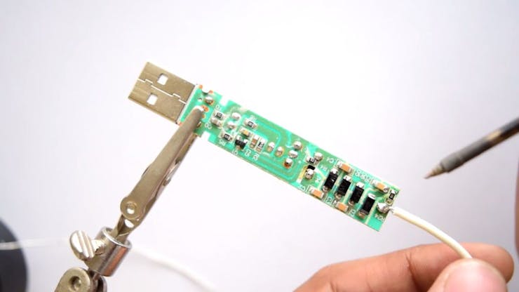 How to Make a USB KiIler + Tester From a 3$ Ionizer! 