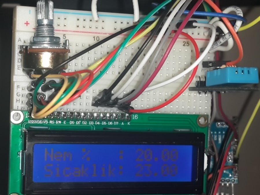 Programmable Wireless Room Thermostat (Bluetooth Accessible)