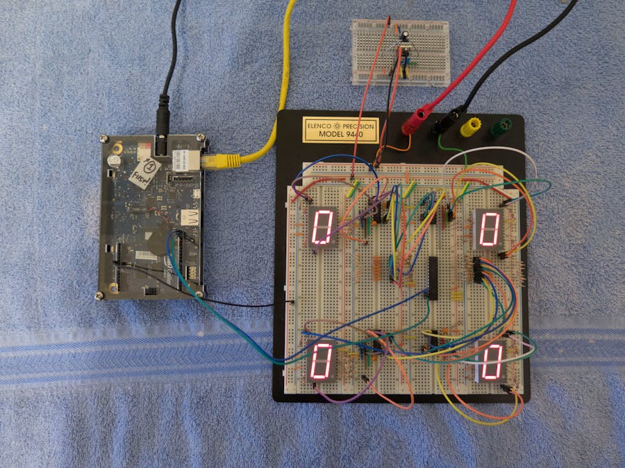 Galileo 2 driving MCP23017 And 74HC4511 Digit Displays