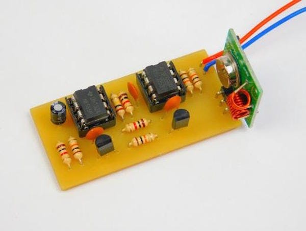 RF Beacon circuit in all its glory