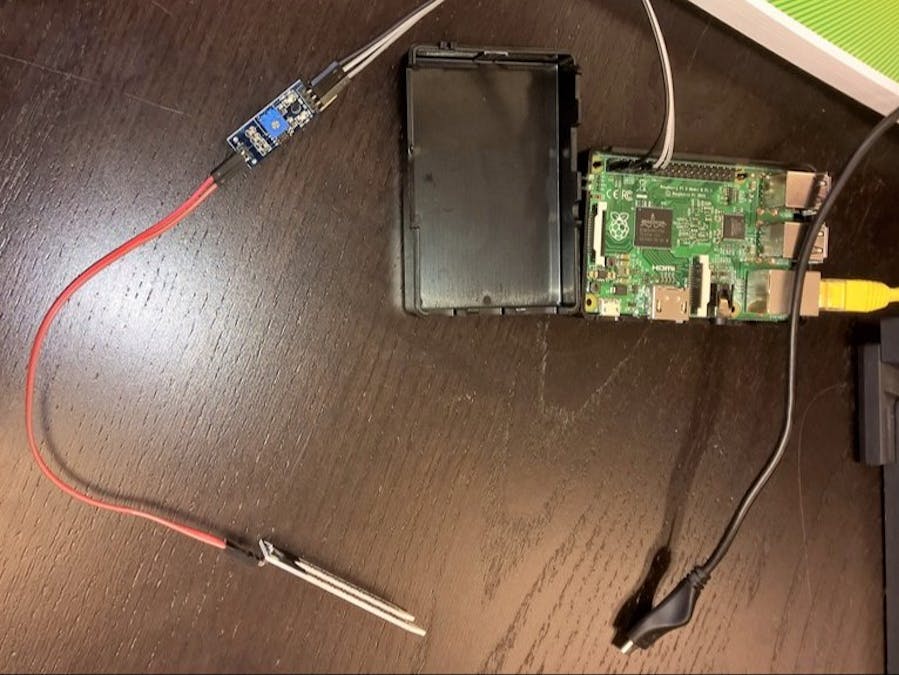 PiPlant: Check Moisture with Sensor on Windows 10 IoT