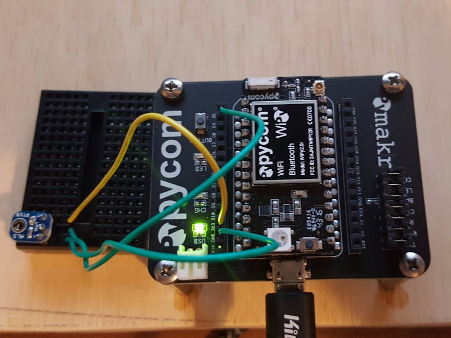 WiPy Analog Light Sensor To Cloud