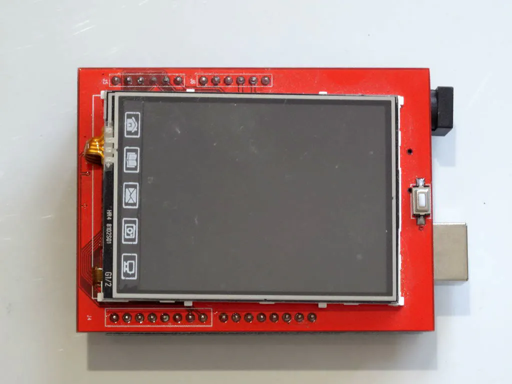 thumbnail: Hiletgo 5,6 Cm TFT LCD Display Shield Met Touch - Voor Arduino UNO, MEGA, STM32 - ILI9341 Driver, 240x320 Resolutie