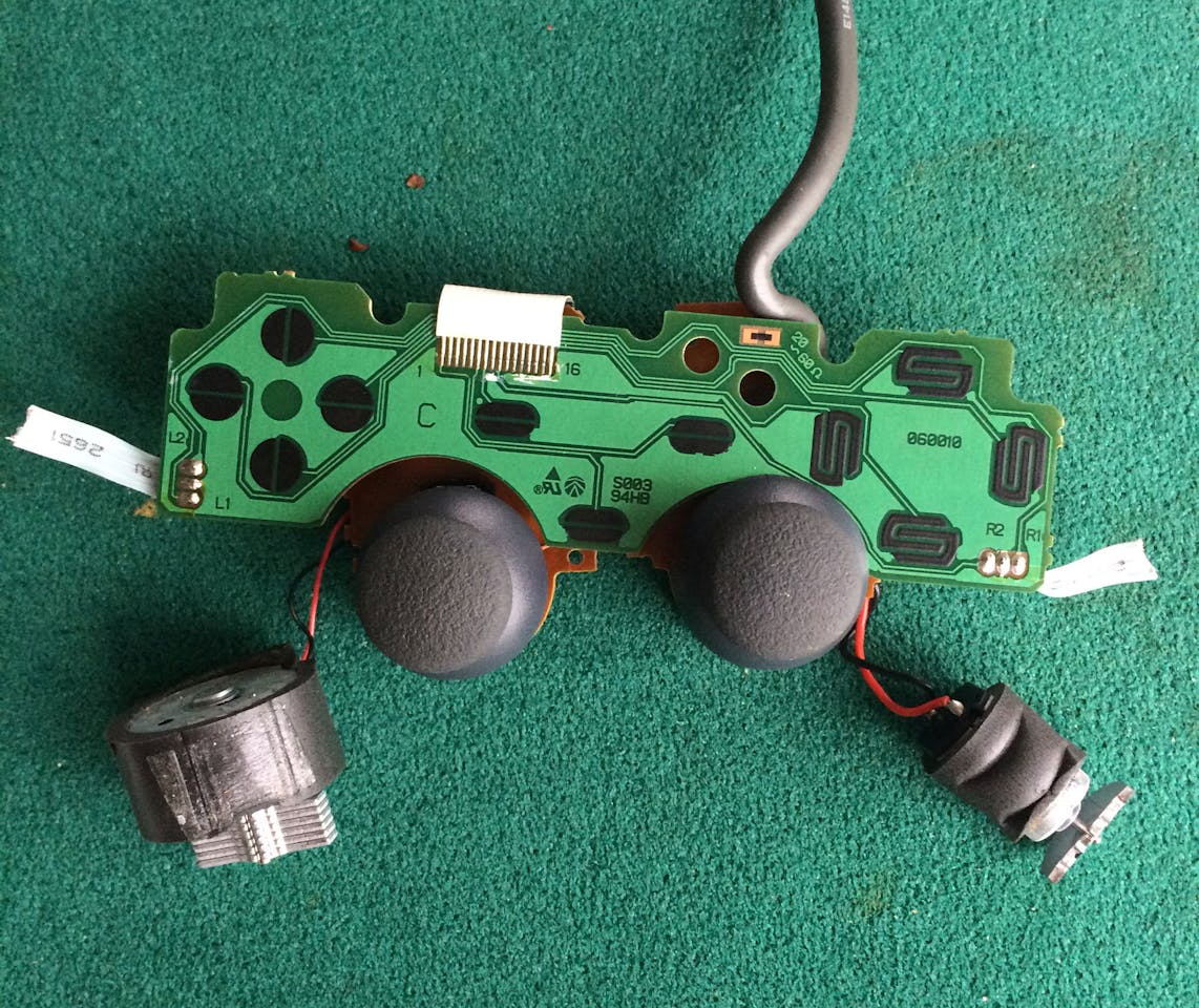 PlayStation One Analog Sticks With Arduino 