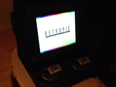 Arcade Machine with Raspberry Pi