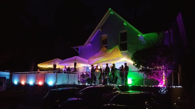 outdoor lights in action ( red/blue on left side of the picture)