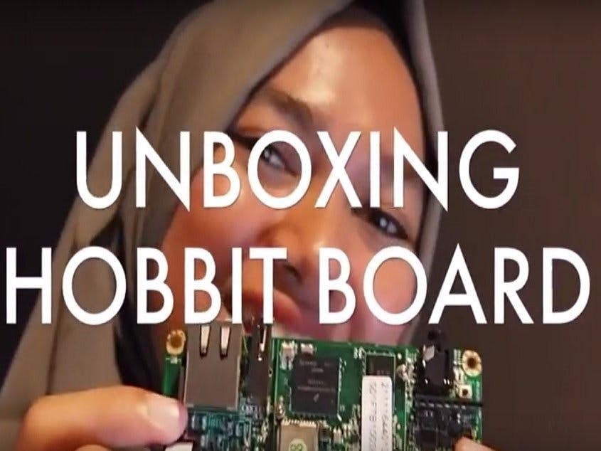 Unboxing Hobbitboard