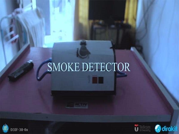 SMOKE DETECTOR