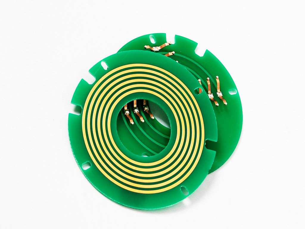Slip Rings and Rotary Unions for Industry | B-COMMAND