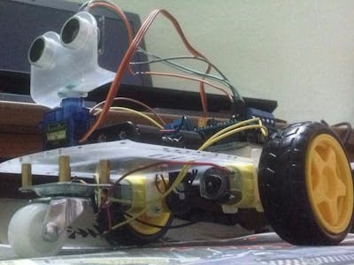 Obstacles Avoiding Robot With Servo Motor