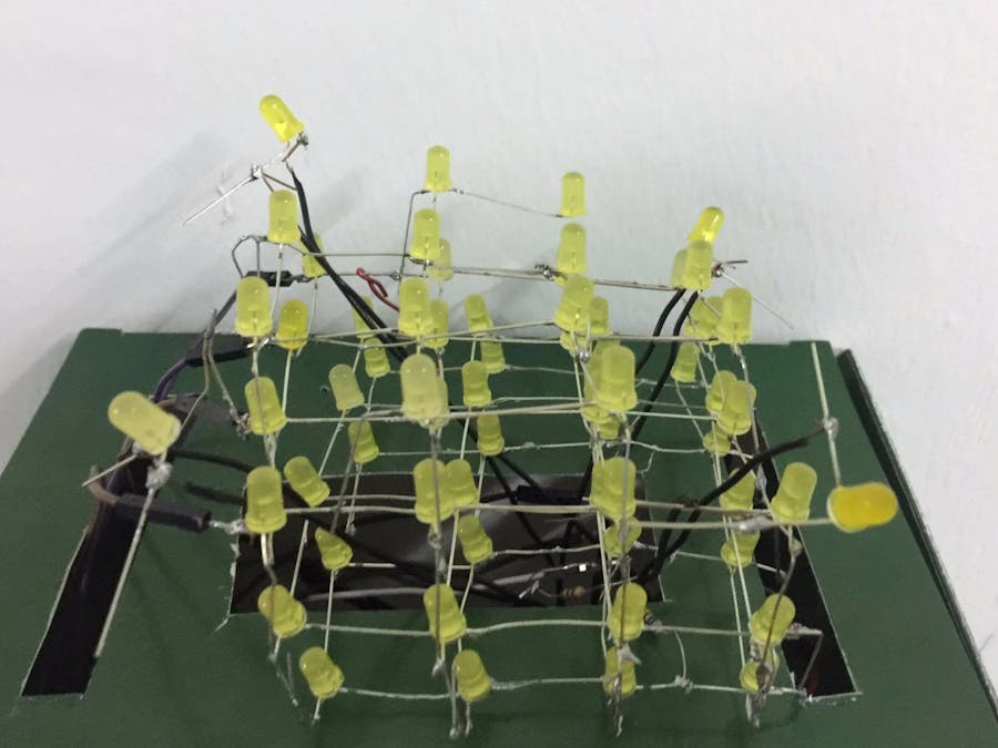 Interactive 4x4x4 LED cube