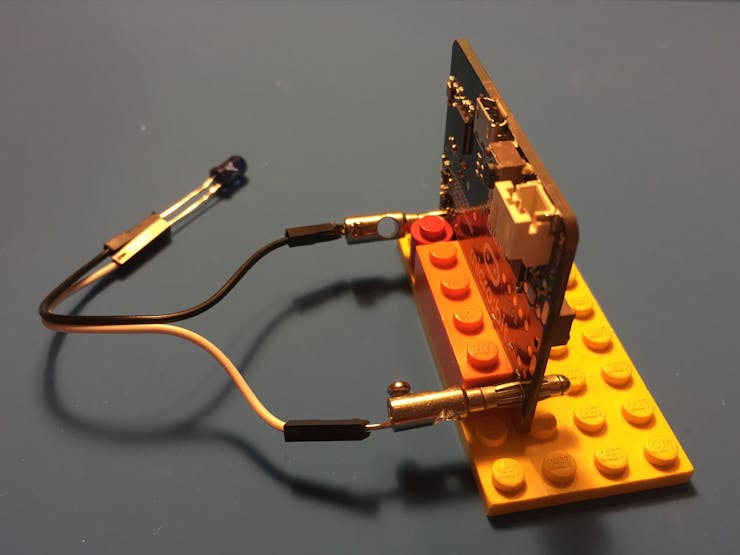 micro:bit fits well with LEGO bricks