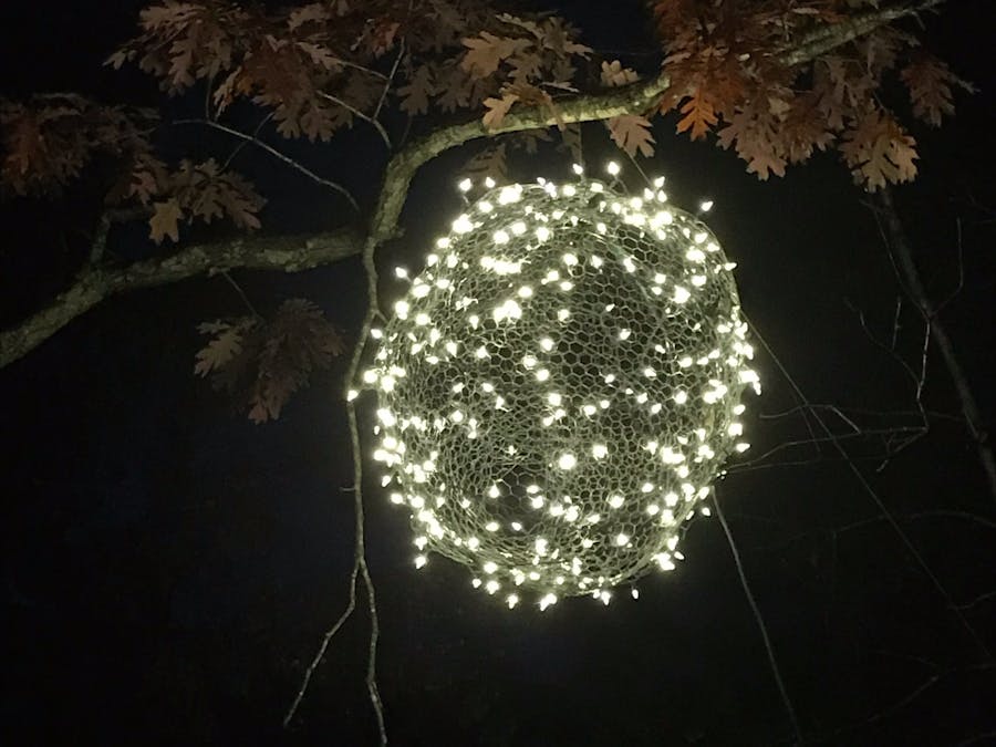 DIY Outdoor Christmas Sculptures