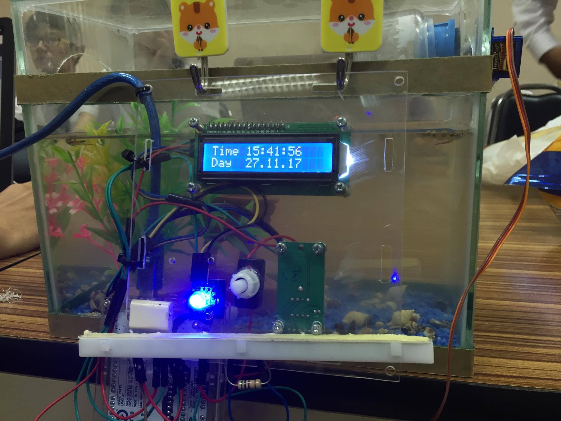 fish feeder arduino