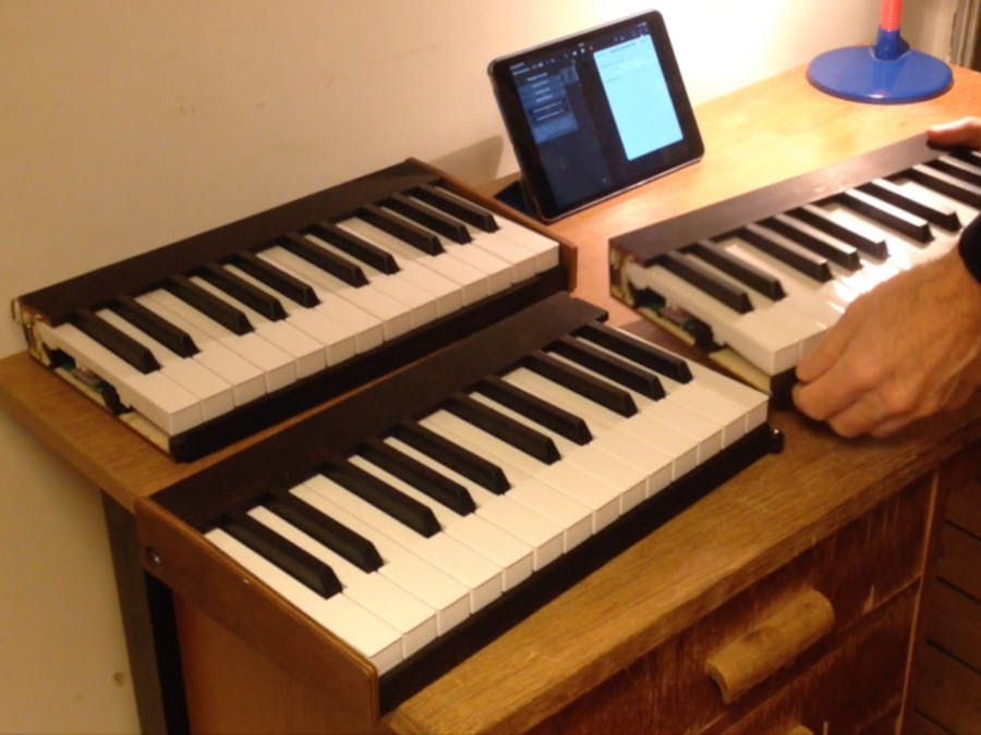 Portable MIDI BLE Keyboard
