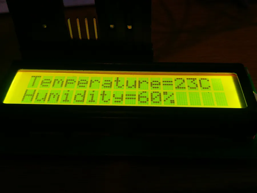 Interfacing 16x2 LCD with Surilli GSM