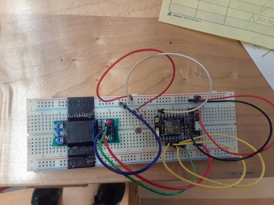 Light Sensitive Lamp