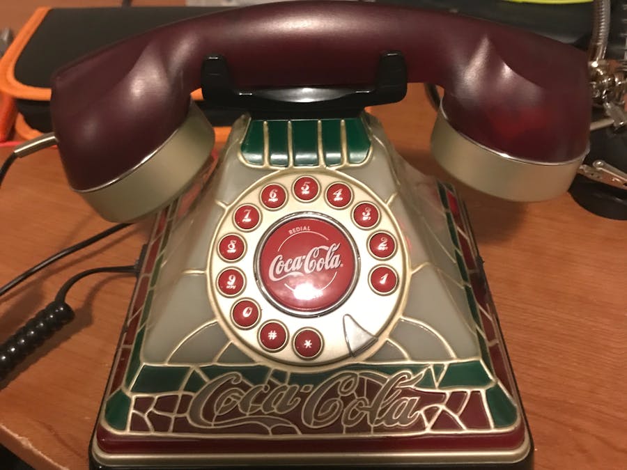 Retro AIY Keypad Phone