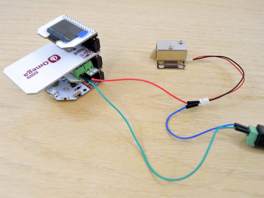 Using Onion RFID & NFC Expansion for Access Control