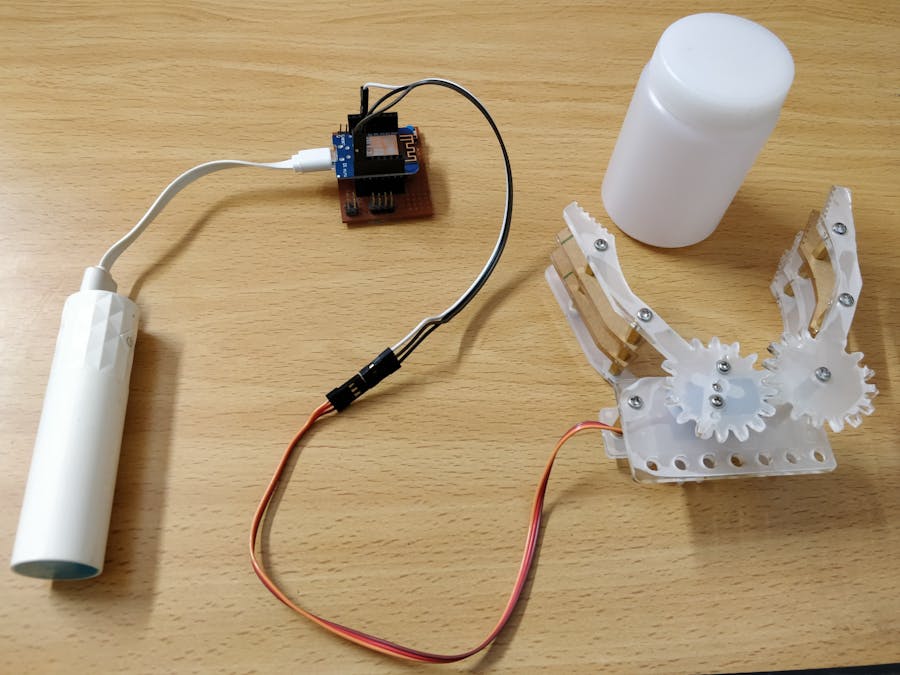 Amazing DIY: Robotic Gripper