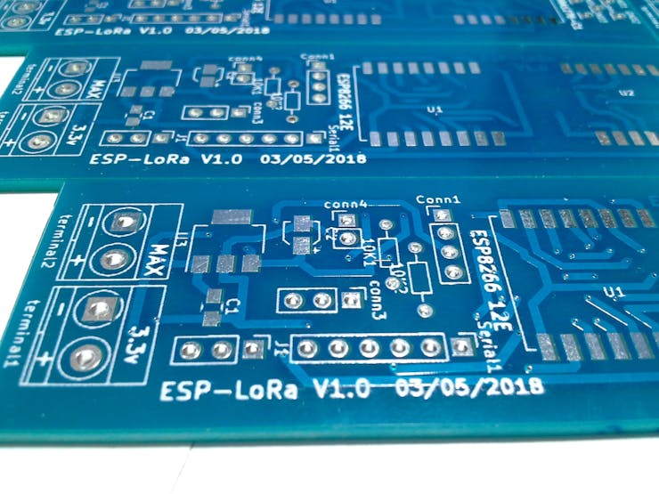 10 PCBs Professionals with Seeed Studio Fusion - ESP-LoRa 