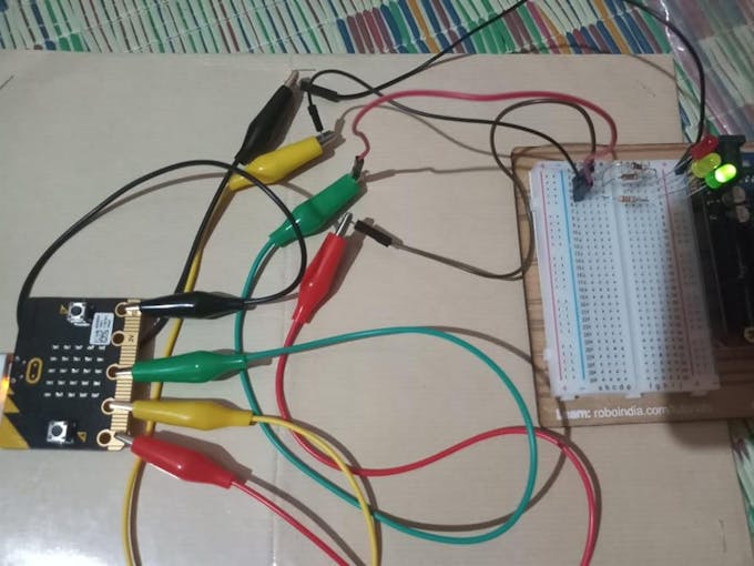 Traffic Light System Using BBC MicroBit Hackster.io