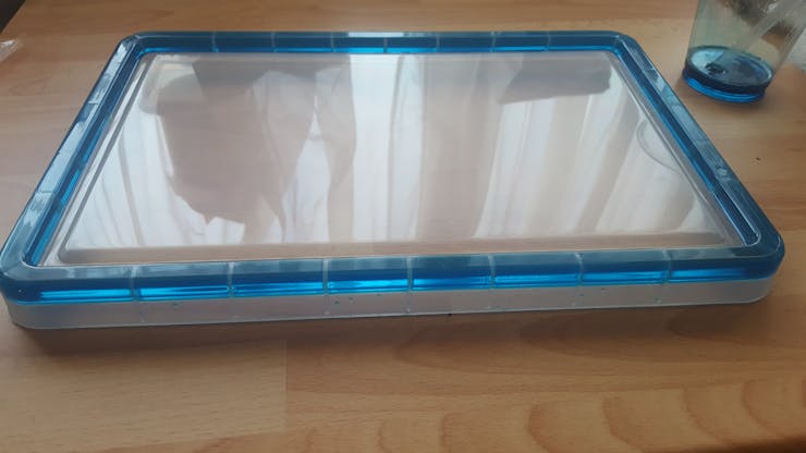 Updated lid, this gives a tighter fit and with epoxy filling the voids is nearly air tight.