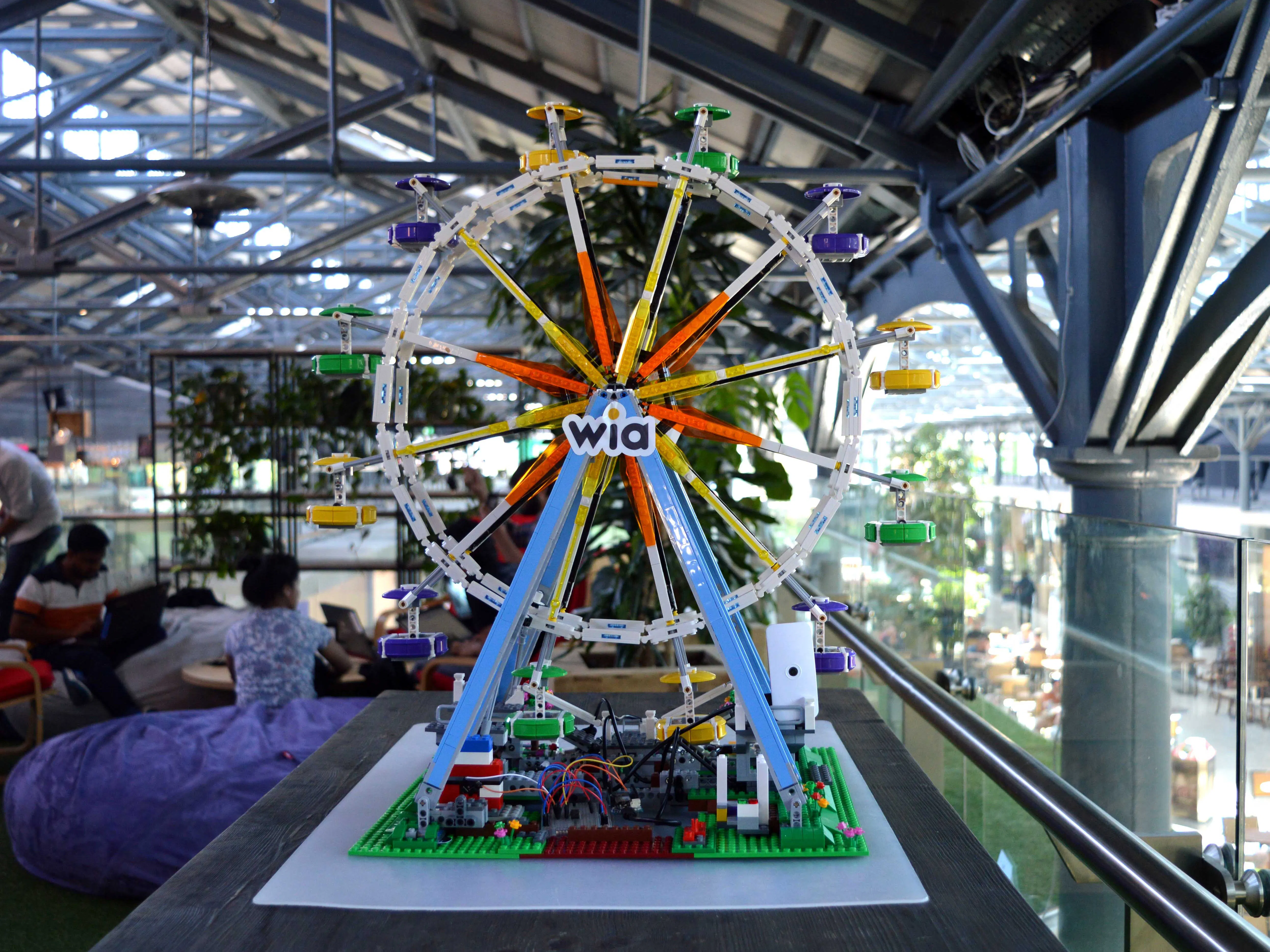 How We Built Our Facial Recognition Ferris Wheel - Hackster.io