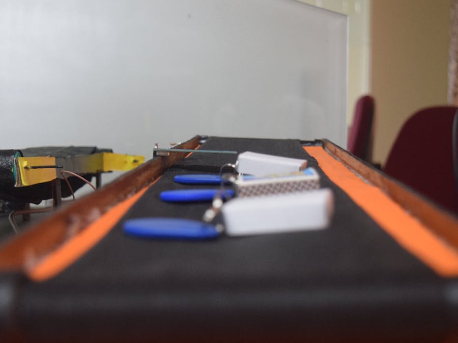 Air - Baggage Trackers