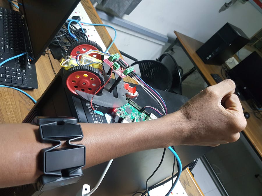 Rover Controlled Using Myo Armband and Raspberry Pi 3