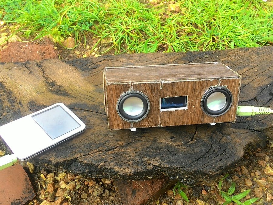 Bluetooth Speaker with Spectrum Analyser