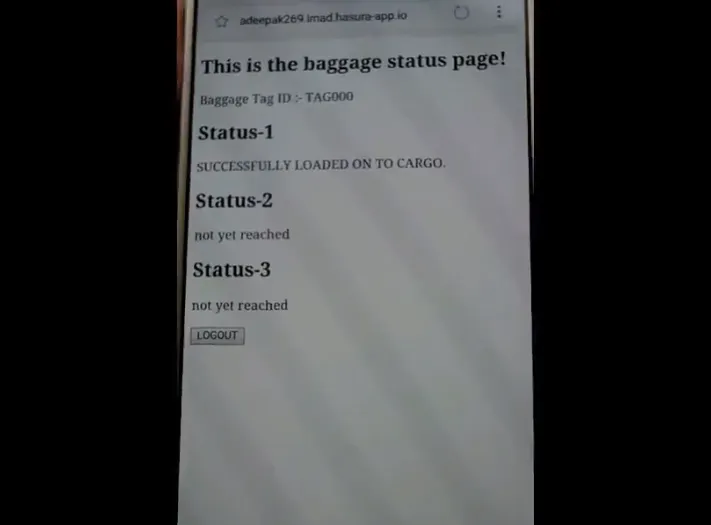 Website with the user showing successful tag of the luggage.