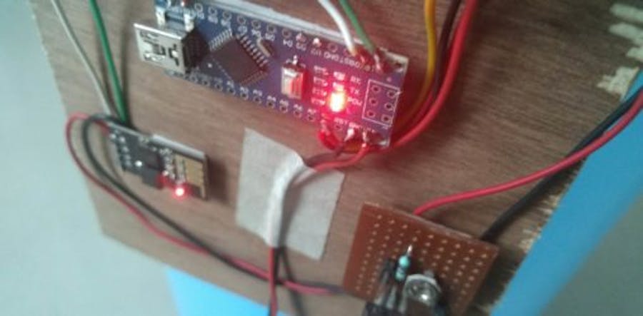 IOT Smart Dustbin using Arduino Nano and ESP8266