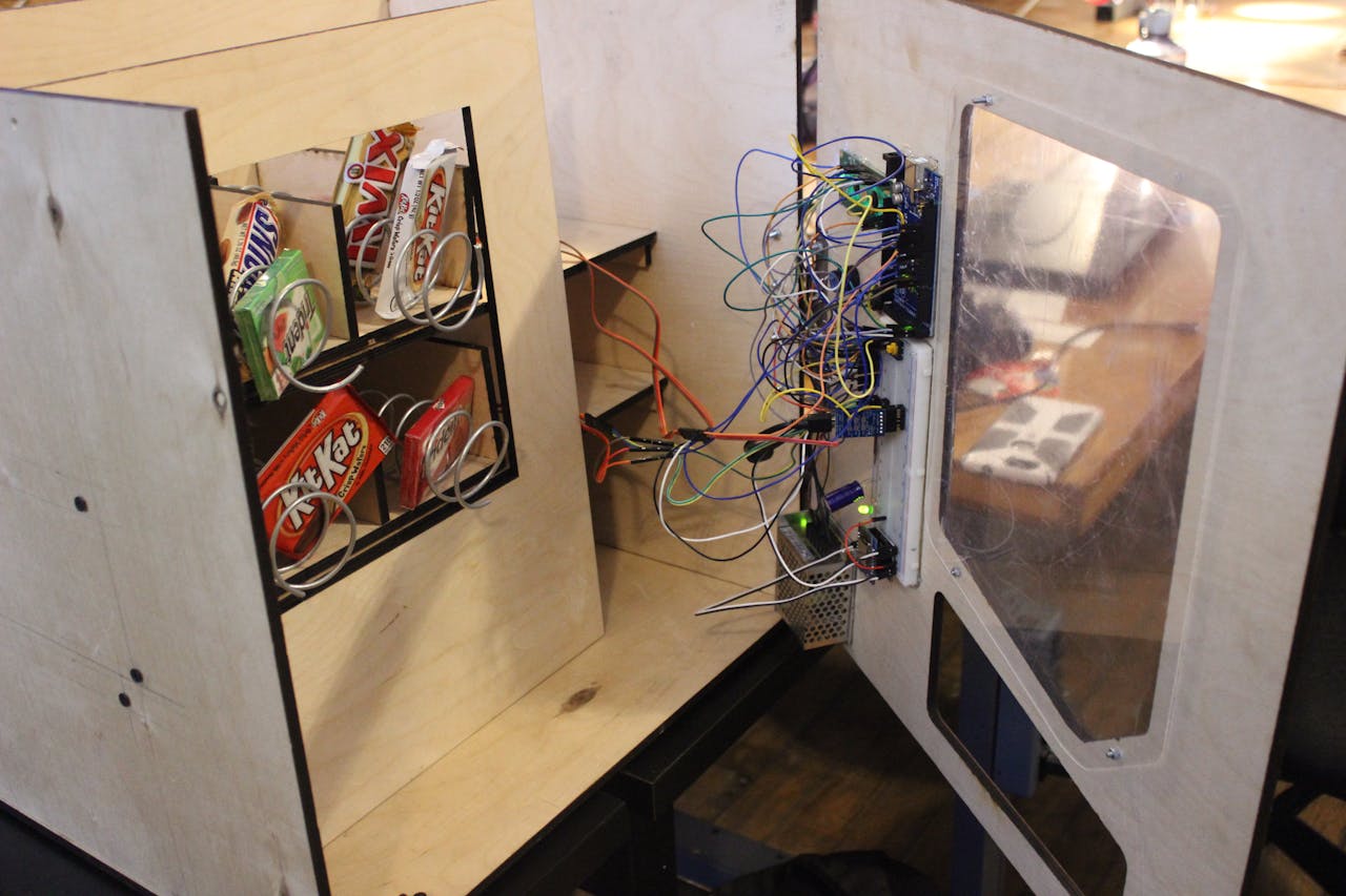Arduino-Based Bitcoin Candy Vending Machine - Hackster.io