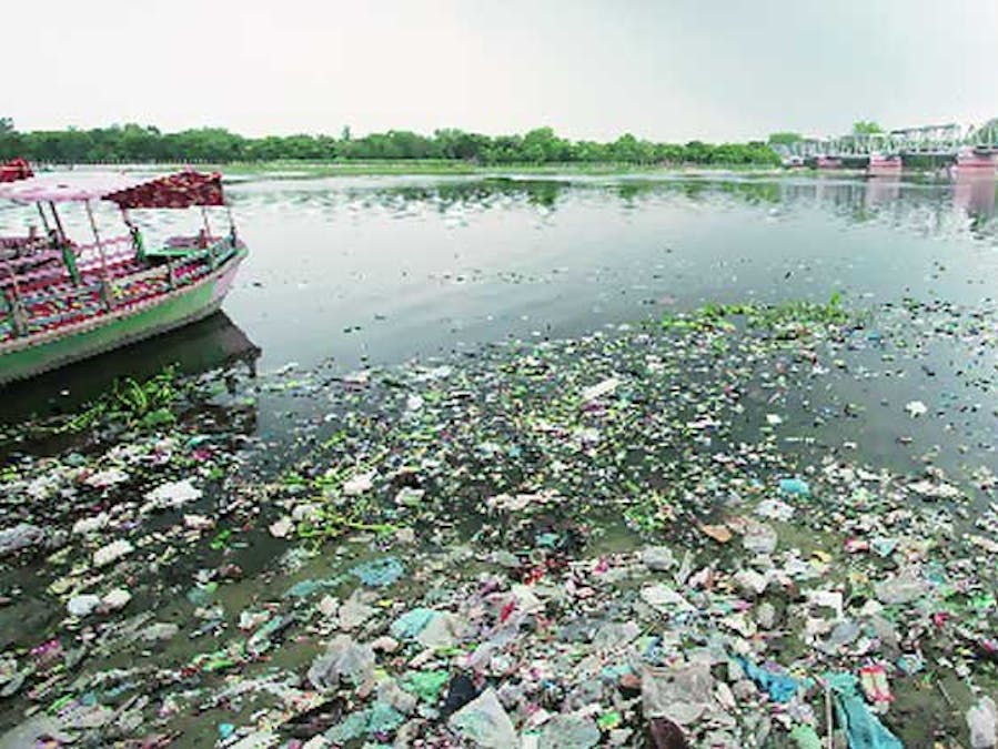 Saving Aquatic Life & Fighting Water Pollution with IoT & AI