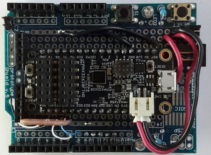 MAX32620FTHR on proto shield