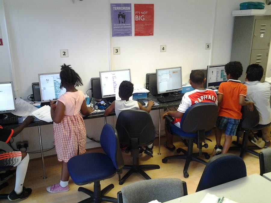 Summer 2018 (6-16 Year) Robotics Workshop-1