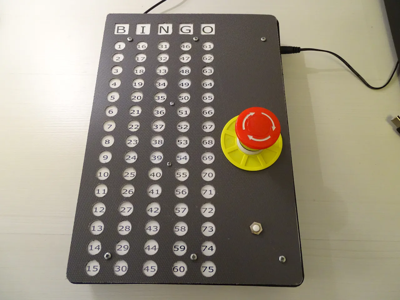 Arduino Bingo Machine with DIY A4-Size 7-Segment Displays - Arduino Project  Hub