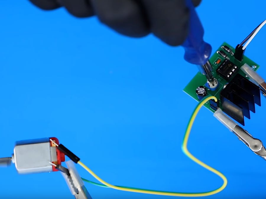 How to Make a Simple Motor / LED Controller