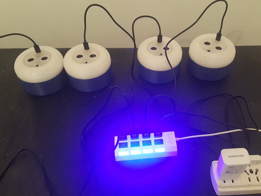 TrainerLights Training System to Improve Athletes' Reflexes