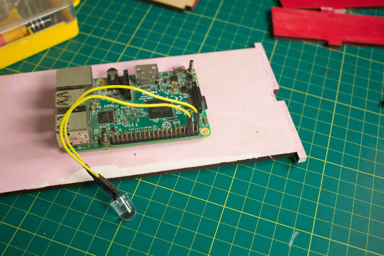 Bitcoin Tracker Using a Raspberry Pi - Hackster.io