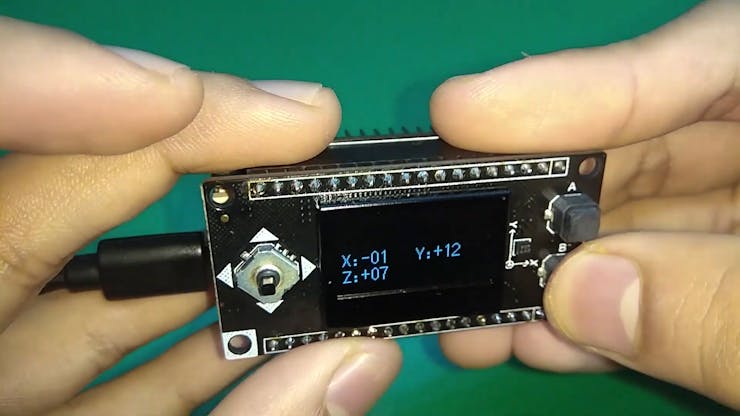 B button shows the on-board accelerometer result
