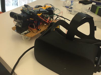 Experiencing Mobile Robotics in VR