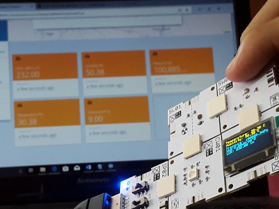 Advanced Weather Station with XinaBox and Ubidots