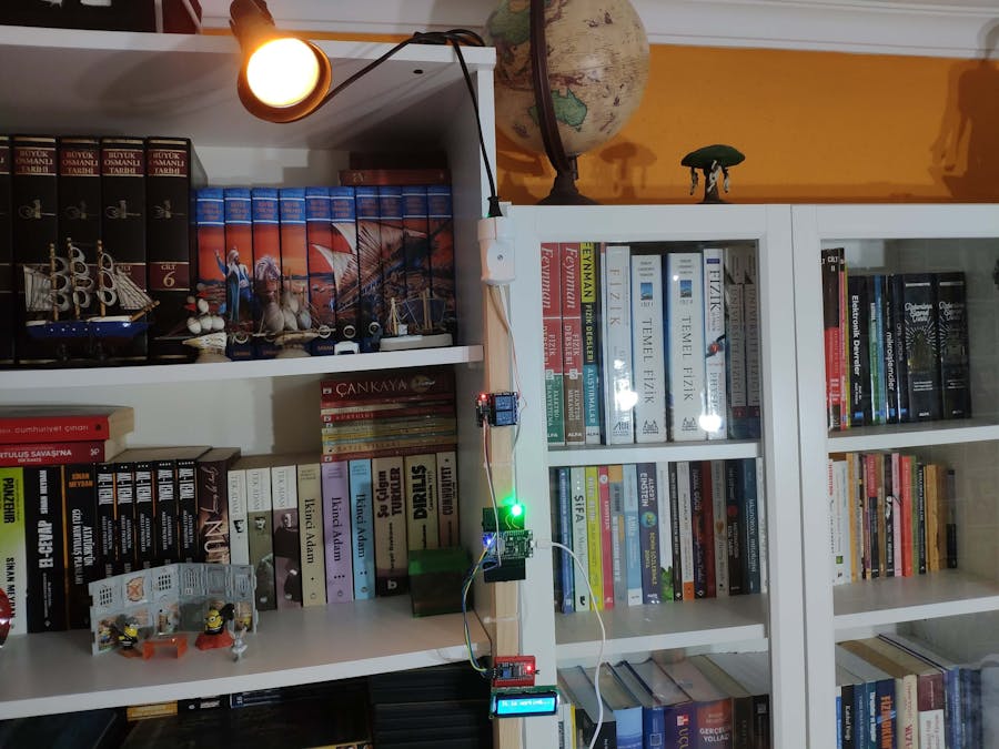 IoT Remote Bookcase Light and Message Panel