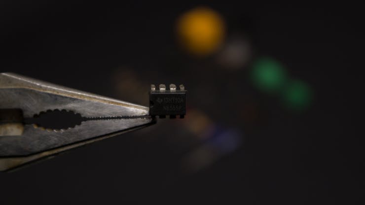 555 Timer IC